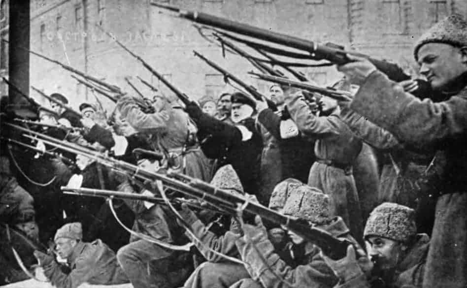 This Day In History: Lenin Calls for An Armistice With Germany (1917)
