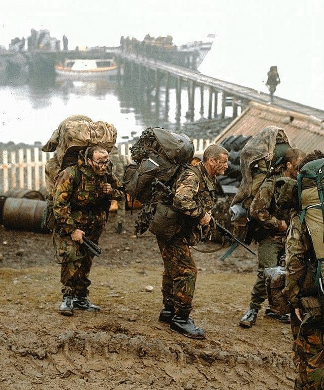 British Soldiers In The Falklands. Pinterest 1 