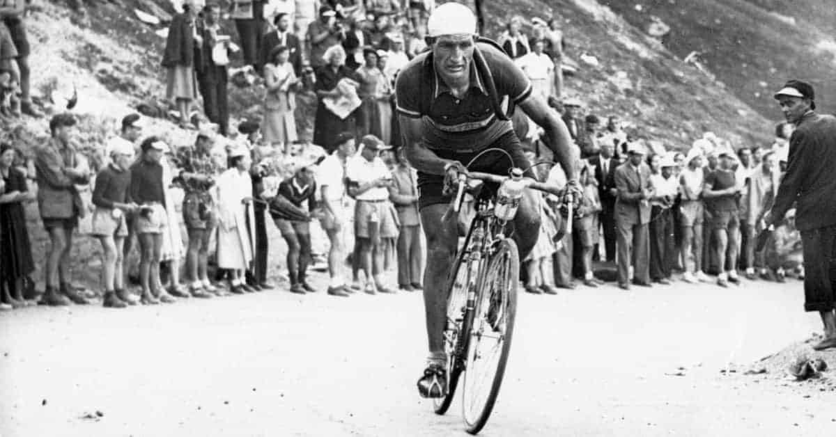 An Italian Tour de France Winner Helped Save Hundreds of Jews from the Nazis