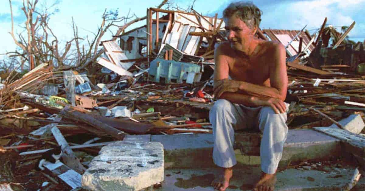 31 Images of the Hurricane Andrew Destruction