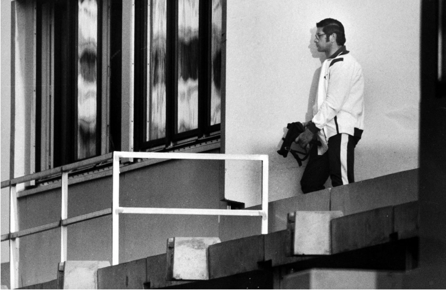 Теракт 1972 года на Олимпийских играх в Мюнхене. Террористы на Олимпиаде в Мюнхене 1972. Мюнхен 1972 захват заложников. Игры мюнхен 1972