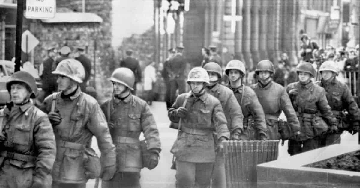 25 Photos of the 1970 October Crisis in Quebec