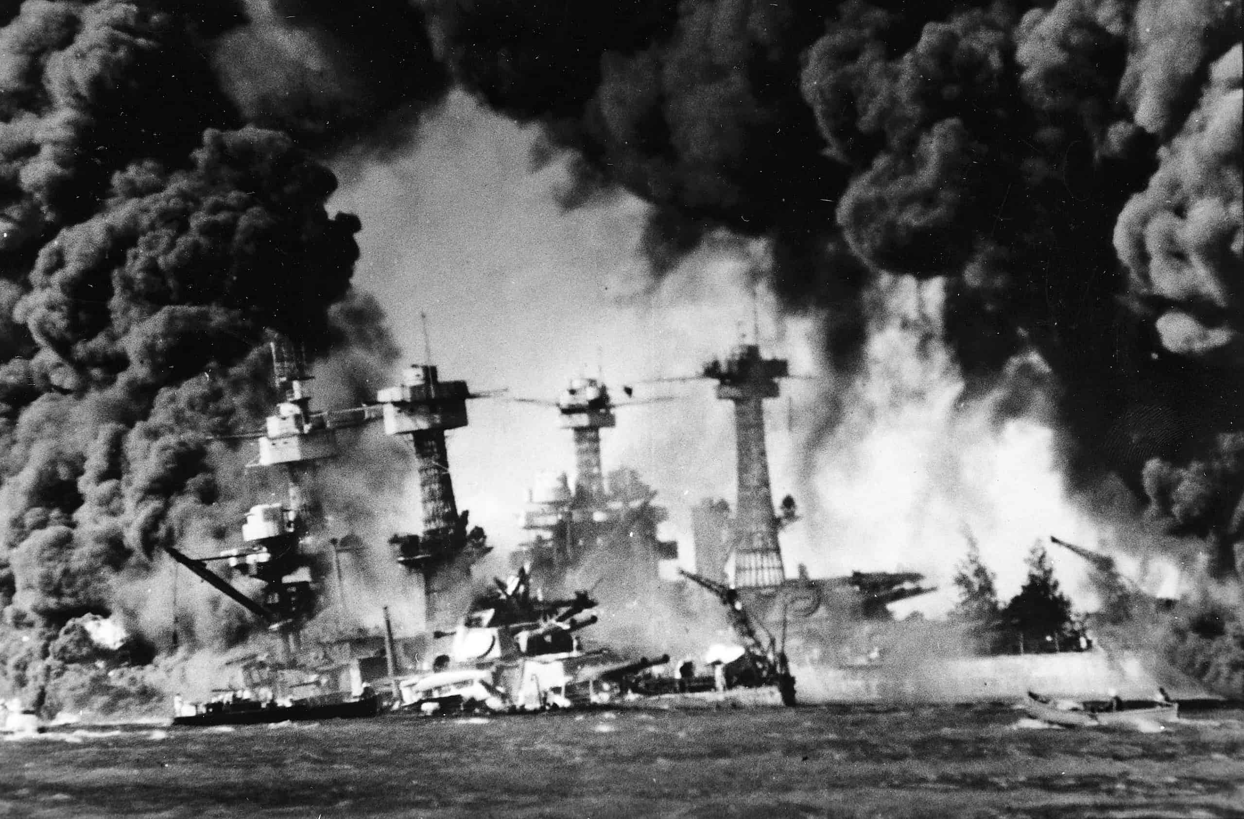 New World War II Photo 6 Sizes! Ships Aflame during Pearl Harbor Attack 