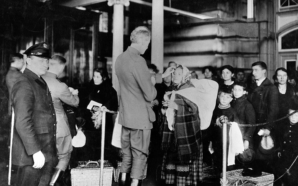 Scary Firsthand Accounts Of Immigrants Entering Ellis Island