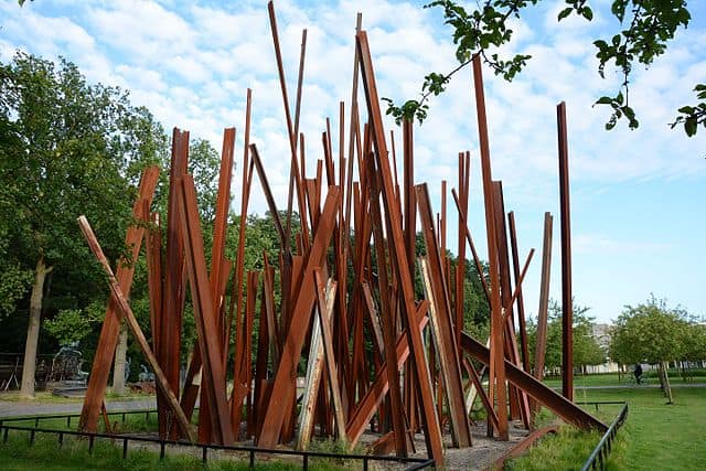 Bold, Controversial, and Unforgettable: The U.S. Artists Who Broke the Rules